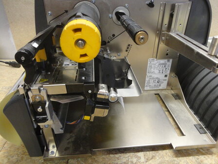 Zebra ZT421 Thermal Transfer Label Printer CUtter - 300dpi  USB &amp;Network 