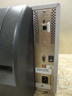 Zebra ZT230 Thermal Direct Label Printer LAN  USB + Peel Function 203Dpi