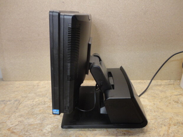 HP RP7 Point of Sale retail System i3 - All in one - 15 Inch - model 7800